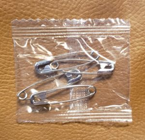 Hanaive 200 Pieces Running Bib Numbers with Safety Pins for - Import It All